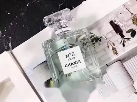 Chanel N°5 White — photo 4