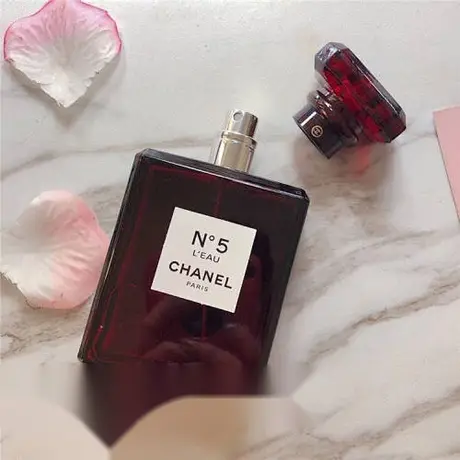 Chanel N°5 Red — photo 2