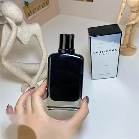 Givenchy Gentleman Society — photo 5