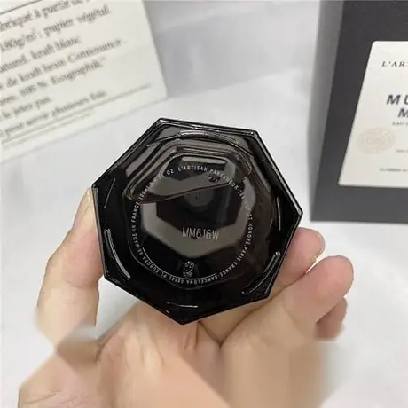 L'Artisan Parfumeur Mûre et Musc — photo 1