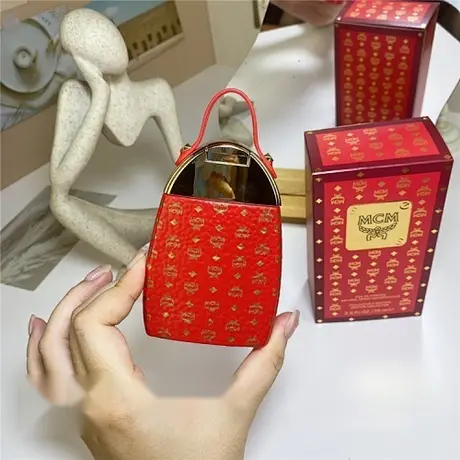 MCM Rouge Parfum — photo 5