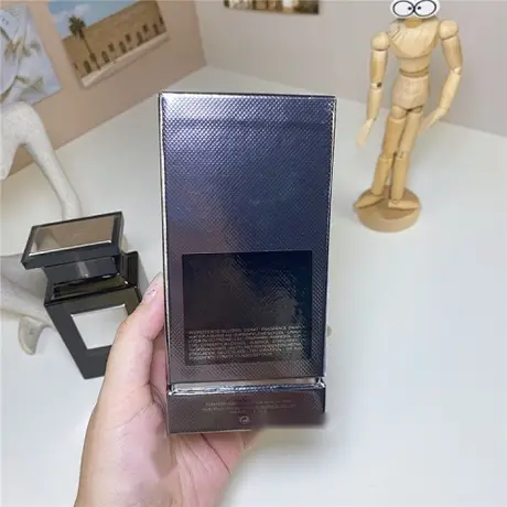 Tom Ford Oud Wood Parfum — photo 1
