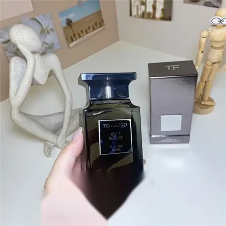 Tom Ford Oud Wood Parfum — photo 6