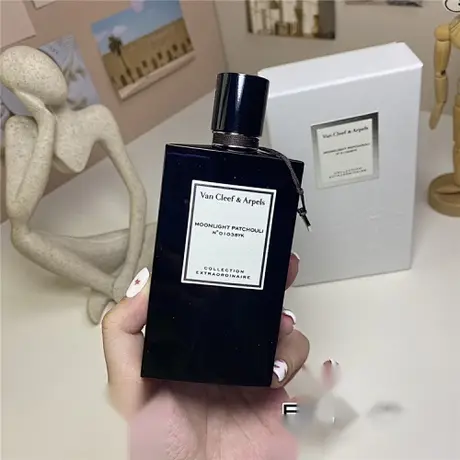 Van Cleef & Arpels Moonlight Patchouli — photo 5