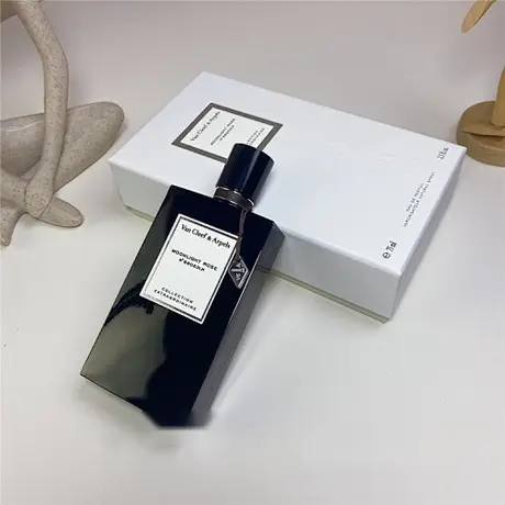 Van Cleef & Arpels Moonlight Rose — photo 1