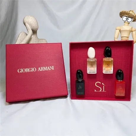 Giorgio Armani Coffret Sì miniatures — photo 8