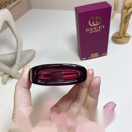 Gucci Guilty Absolute Pour Femme — photo 2