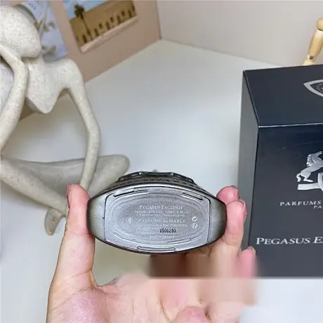 Parfums de Marly Pegasus Exclusif — photo 4