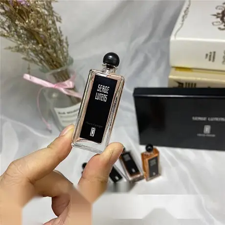 Serge Lutens Coffret 5 miniatures — photo 1