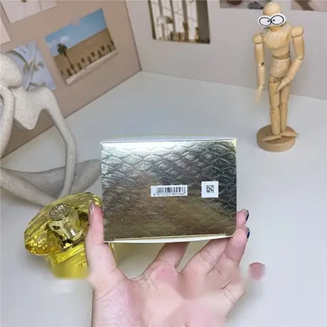 Versace Yellow Diamond — photo 2