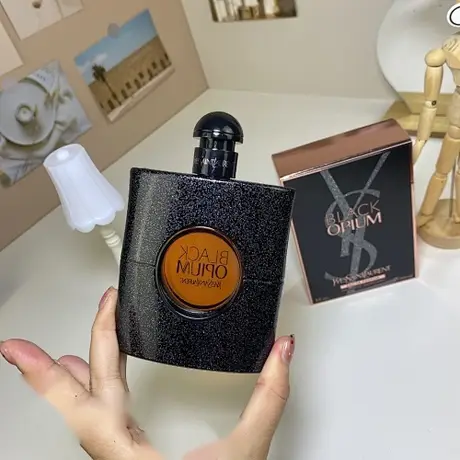 Yves Saint Laurent Black Opium — photo 5