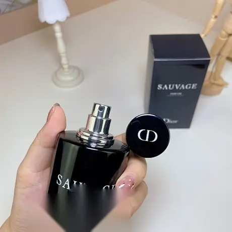 Dior Sauvage Parfum — photo 1