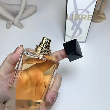 Yves Saint Laurent Libre — photo 3
