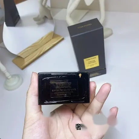 Tom Ford Tuscan Leather — photo 5