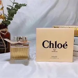 Chloé Signature